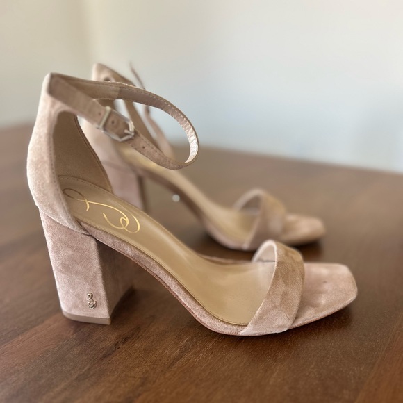 Sam Edelman Daniella Sandal - Picture 3 of 6